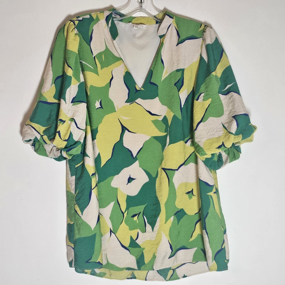 Entro Top Womens Large Green Floral Monochromatic Colorful Artsy Bold Puff Shirt